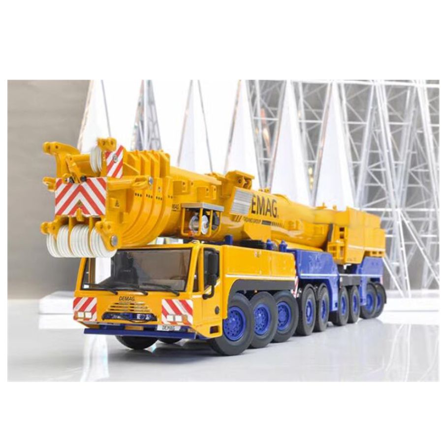 IMC  DEMAG AC 700-9 Full road telescopic boom crane Collectors Edition 1:50 KIT Truck Lorry Limited Edition