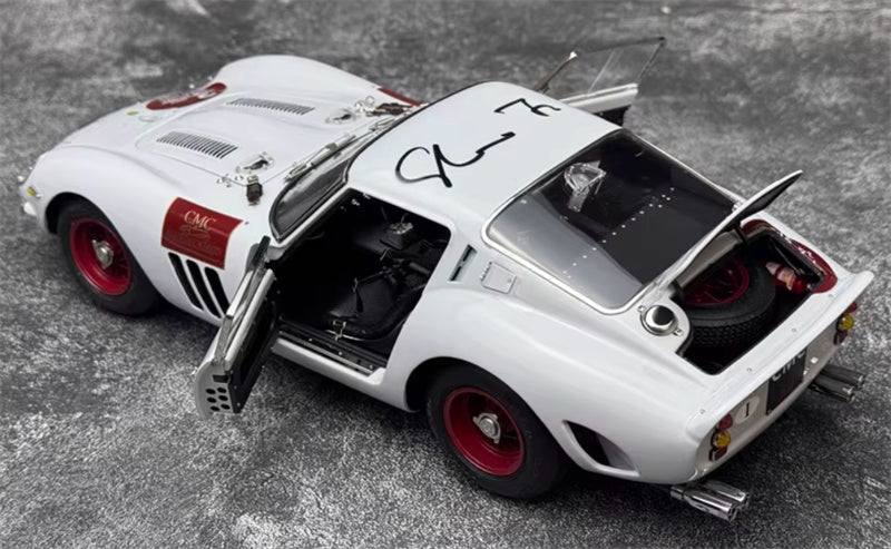 CMC Ferrari 250 GTO 30th Anniversary Edition white Limited Edition 1500PCS ONLY 1:18 Car Pre-built Model view5