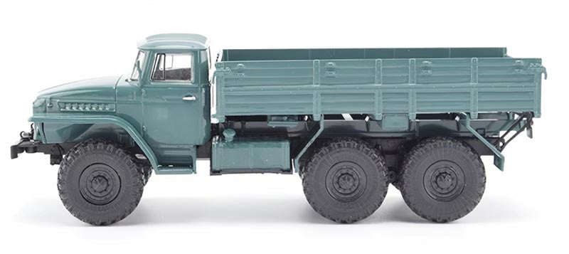 1:43 URAL-377 Modimio ABS Model