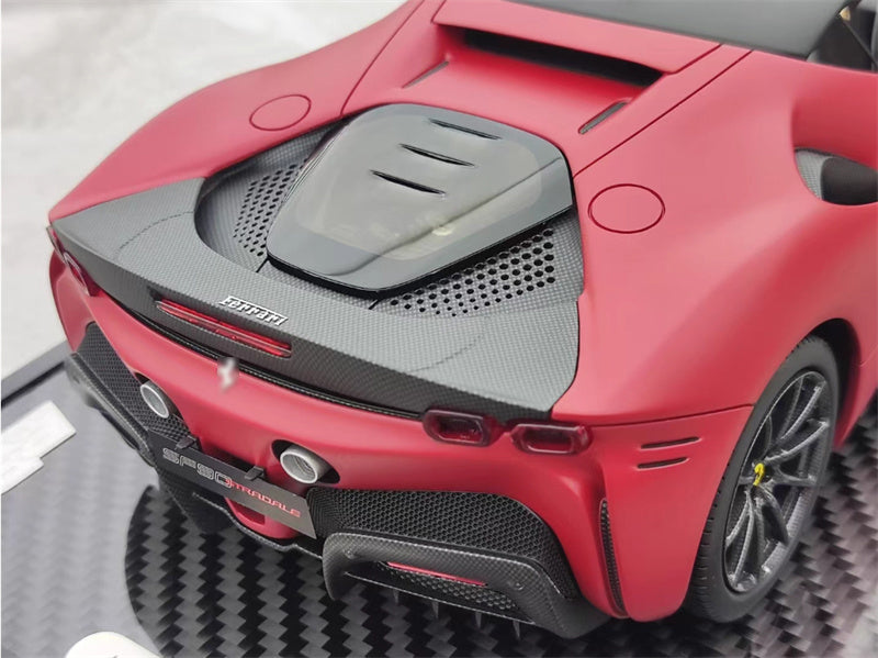 BBR MODELS Ferrari SF90 Stradale Pack Fiorano Rosso F1-75 Matte Red Carbon fiber base Limited Edition 18PCS ONLY 1:18 Car Pre-built Model view3