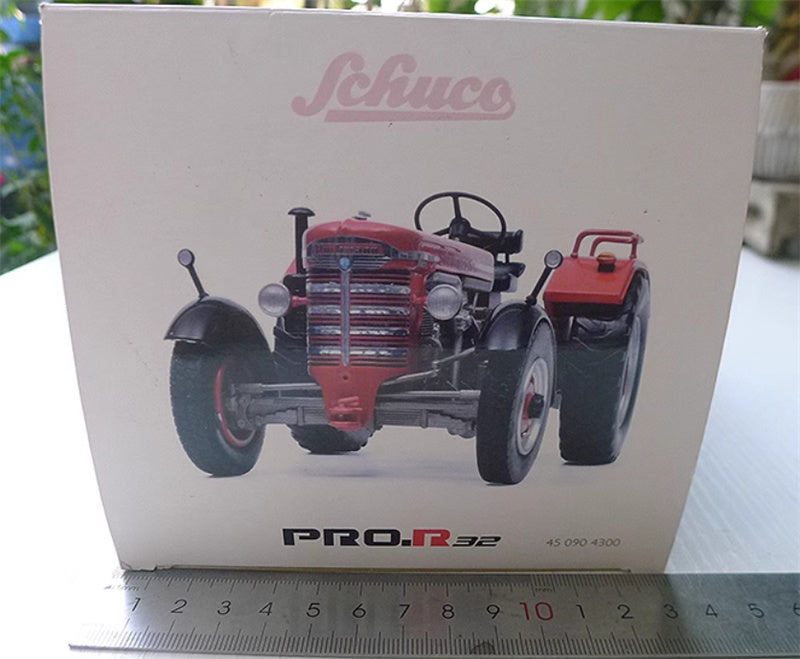 SCHUCO Hurlimann D 200 S. rot European classical tractor 1:32 Truck Pre-built Model