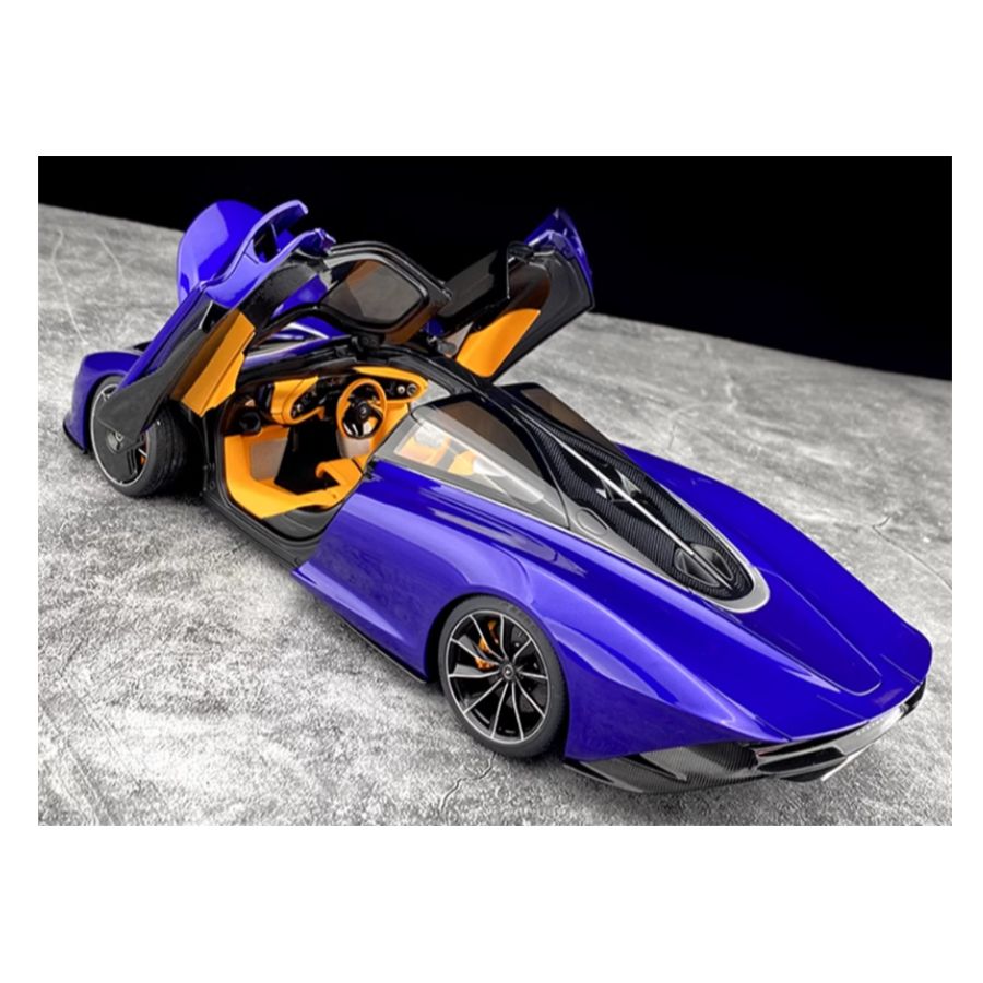 AUTOART MCLAREN SPEEDTAIL Purple 1:18 ABS Car