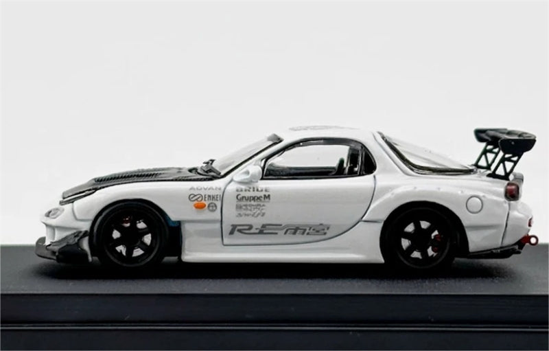 1:64 Mazda RX-7 RE Amemiya‌ White Master DIECAST Model