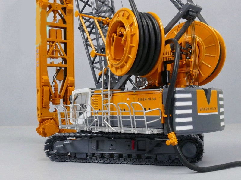 BYMO Bauer Cable Crane MC96 Crane+BC35 HDS-T KIT 1/50 DIECAST Truck Lorry