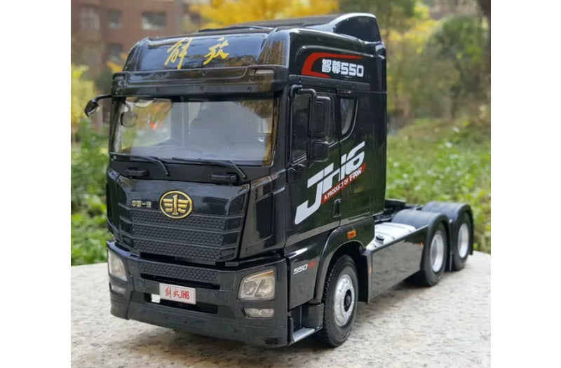 FAW Jiefang JH6 tractor Black 1:24 Truck Pre-built Airliner Model Display view1