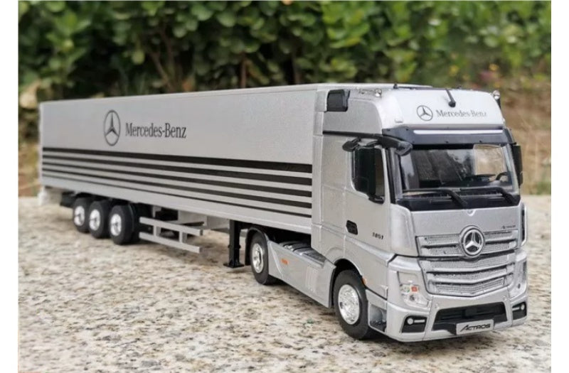 Mercedes ACTROS Shipping Container Truck Original factory silver 1:50 Truck Pre-built Airliner Model Display view4