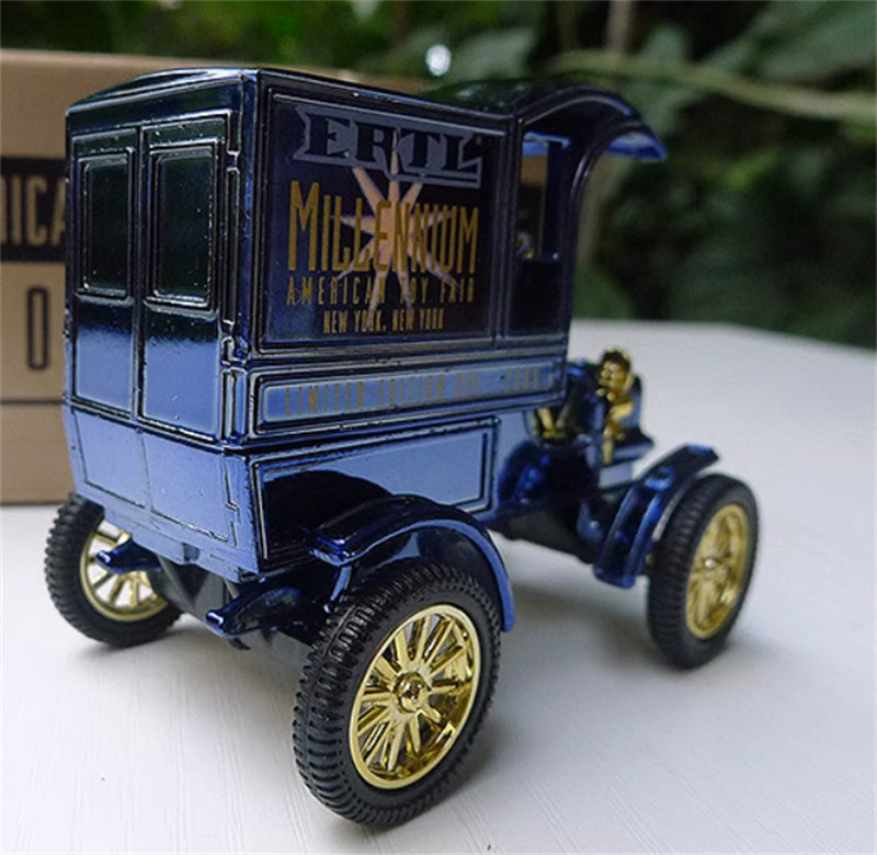 ERTL d Delivery 1905 Chrome Blue Commemorative Edition 1:43 Car Pre-built Model