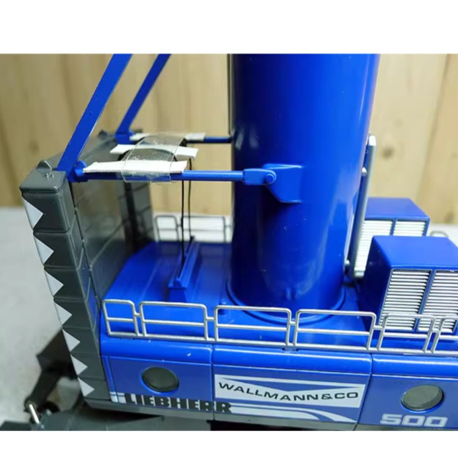 NZG Liebherr LHM 500 Mobile Harbour Wallmann & co Crane blue 1:87 DIECAST Crane Truck