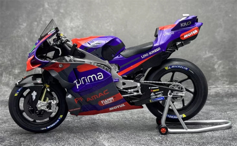 Kiloworks MOTOGP PRAMAC Ducati Motorcycle Purple GP24 Mobley 21# 1:12 motorcycle Pre-built Model
