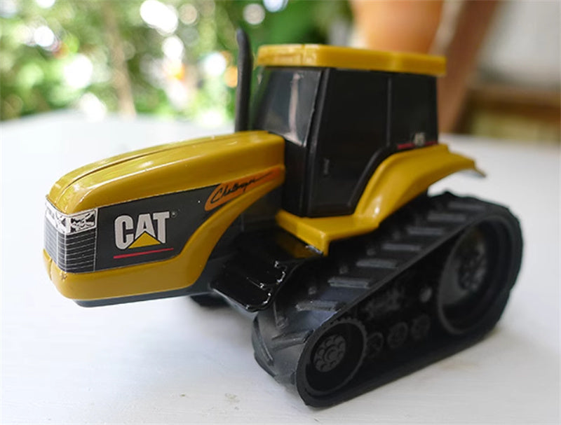 Norscot cat Gift Set ( Challenger 45 Agricultural Tractor/D25D Articulated Truck/12G Motor Grader) 1:64 Truck Pre-built Model