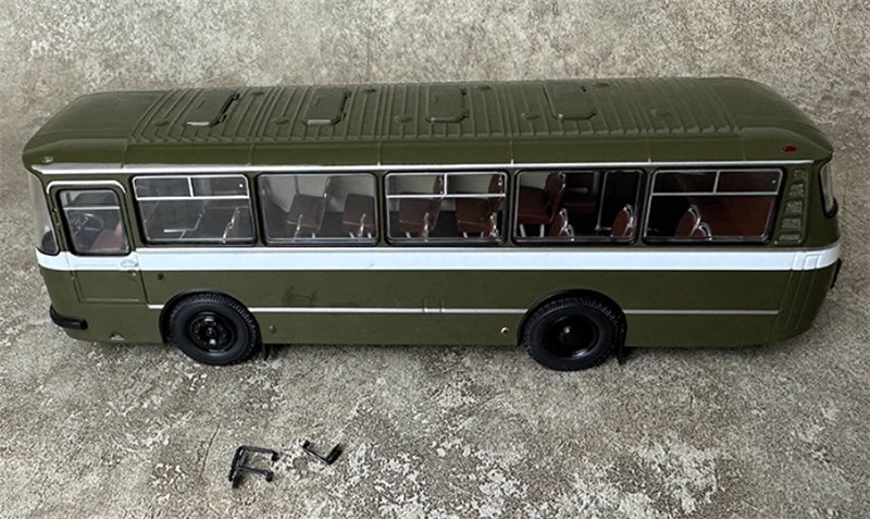 DEMPRICE Russian 695 Bus green 1:43 Bus Pre-built Model view3