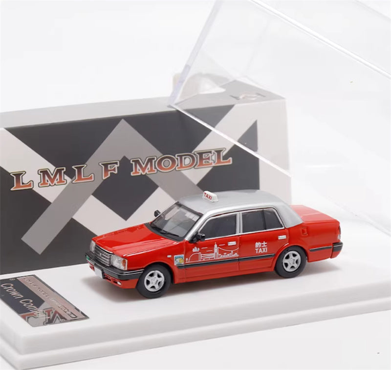 LMLF MODEL Toyota Crown Comfort Hong Kong Kowloon Taxi Red 1:64 Car Pre-built Model view7