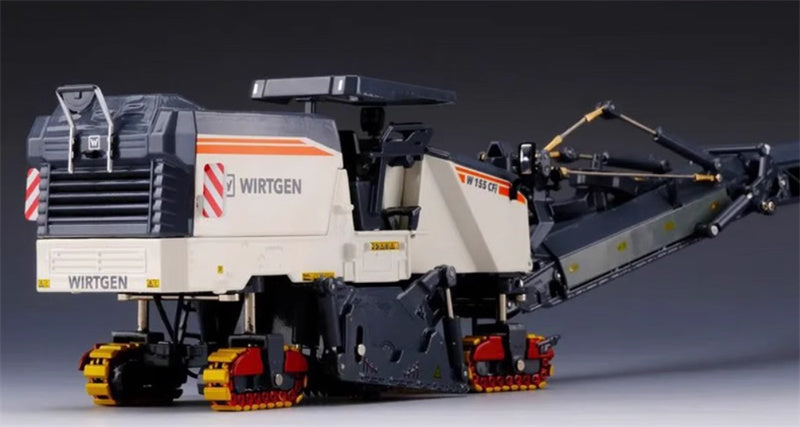 WIRTGEN W155CFi Cold Milling Machine 1:35 Truck Pre-built Model