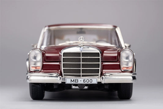 KengFai Mercedes Benz S600 Pullman Classic Car Pearlescent red 1:18 DIECAST CAR