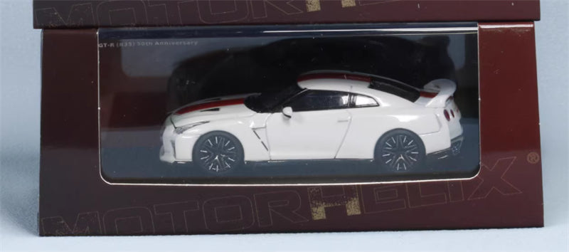 MOTORHELIX Nissan GT-R R35 50th Anniversary Edition White Limited Edition 999PCS ONLY 1:64 Car Pre-built Model view8
