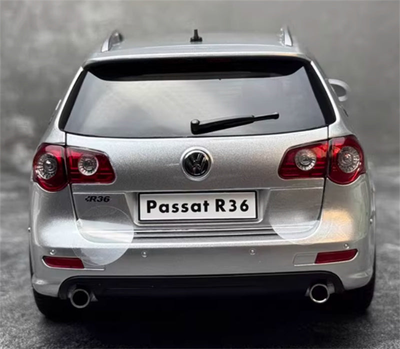 NZG Volkswagen VW Passat Estate R36 Classic ceramic jar Car REFLECTIVE SILVER with pedal Limited Edition 199PCS ONLY 1:18 Car Pre-built Model view9