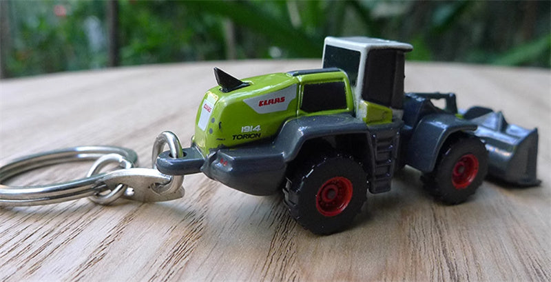 Universal Hobbies Claas Torion 1914 Keychain Green  Keychain Pre-built Model