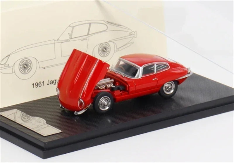 GFCC 1961 Jaguar E-Type Coupe hardtop version Red Limited Edition 499PCS ONLY RHD 1:64 car Pre-built Model view7