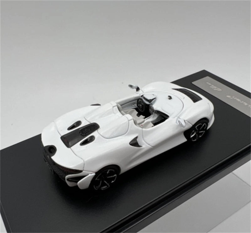LCD-MODELS McLaren ELVA LIGHT White Open Top Super Car 1:64 car Pre-built Model view7