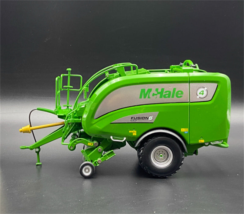 1:32 McHale Fusion4 USK DIECAST Model view2