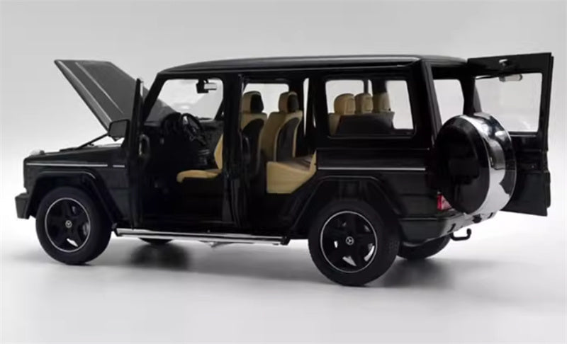 iScale Mercedes Benz G500 G-KLASSE off-road black 1:18 Car Pre-built Model view10