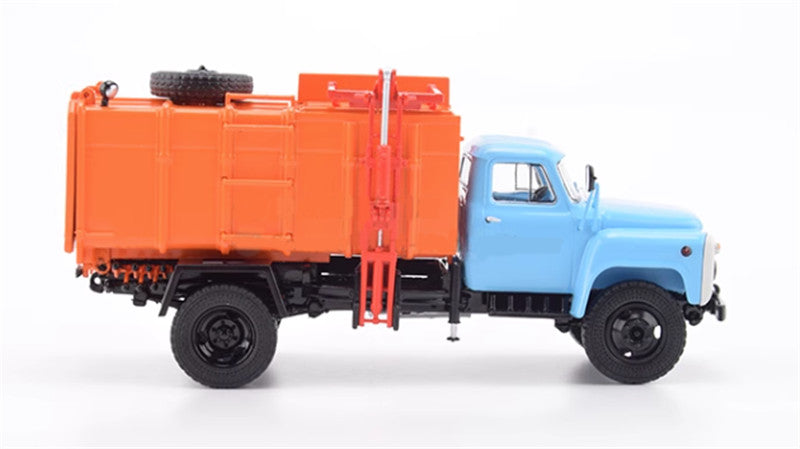 StartScaleModels Soviet KO-413(53) Garbage truck 1/43 Truck Pre-built Model