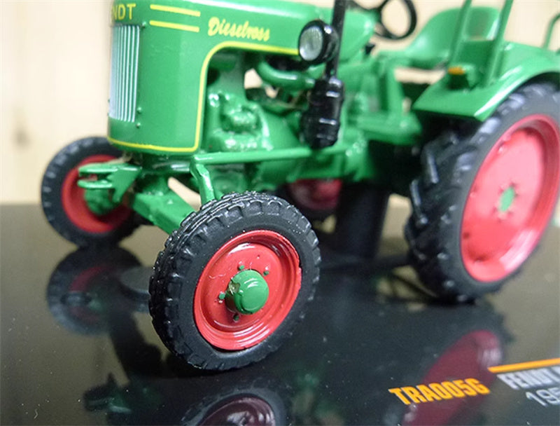 IXO Fendt Dieselross F15 H6 Classical tractor 1956 green 1:43 Truck Pre-built Model