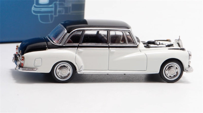 GFCC Mercedes Benz 300D 1959 vintage Car Black White Double Limited Edition 300PCS ONLY LHD 1:64 car Pre-built Model view2