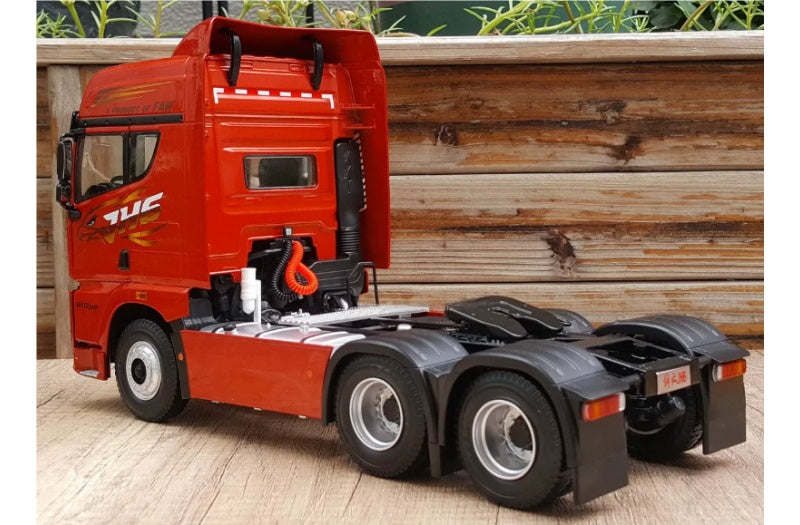 FAW Jiefang JH6 (610HP) tractor Red 1:24 Truck Pre-built Airliner Model Display view3