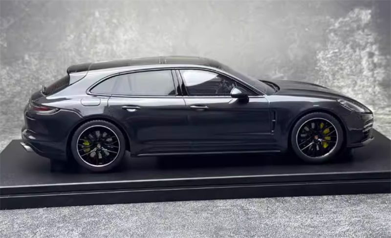 1:18 PORSCHE Panamera Turbo S Sport Turismo  Metallic Gray  GT SPIRIT Limited Edition 504PCS ONLY Resin Car Model