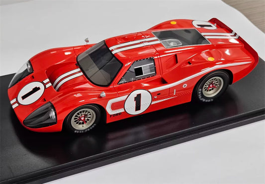 1:18 Ford GT MK4 MK IV 1967 Spark Resin Car Model view1