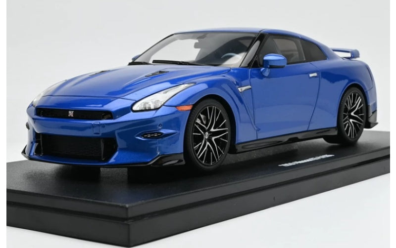 1:18 Nissan GT-R (R35) Blue GT Spirit Limited Edition Resin Car Model