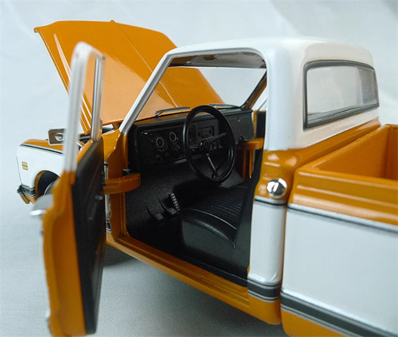 First Gear Chevrolet C-10 Pickup orange 1:25 Car Pre-built Model