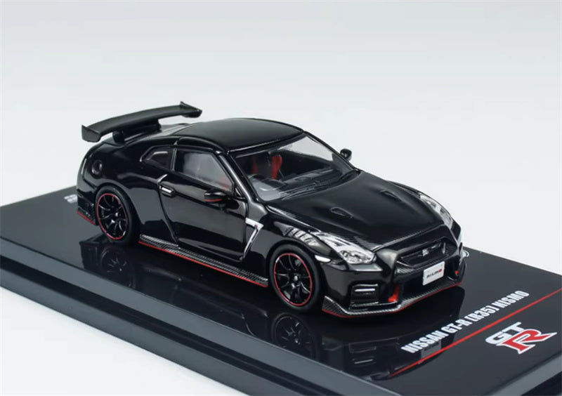 INNO64 NISSAN GT-R R35 NISMO Black 1:64 car Pre-built Model view1