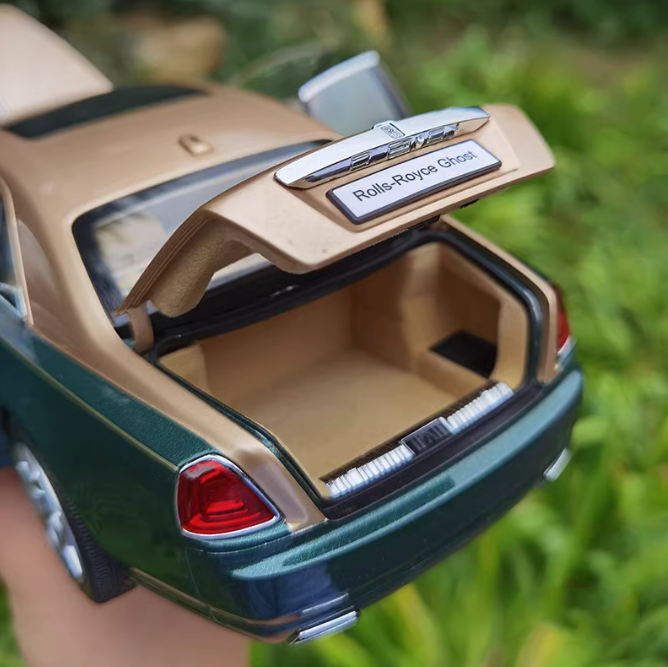 kyosho Rolls Royce RR ghost Green and gold dual color 1:18car Pre-a Model