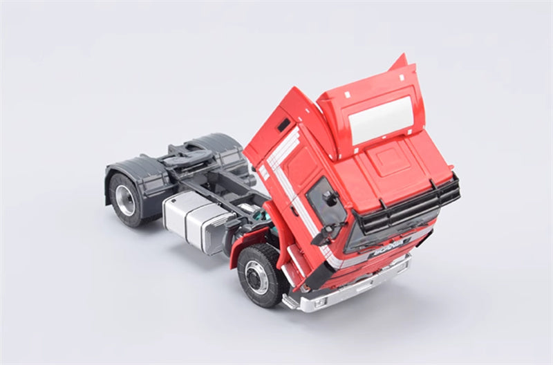StartScaleModels 4X4 Scania-113M TOWING TRUCK 1:43 Truck Pre-built Model