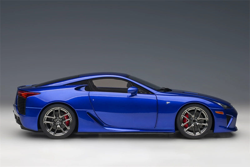 AUTOART LEXUS LFA Car blue 1:18 DIECAST car
