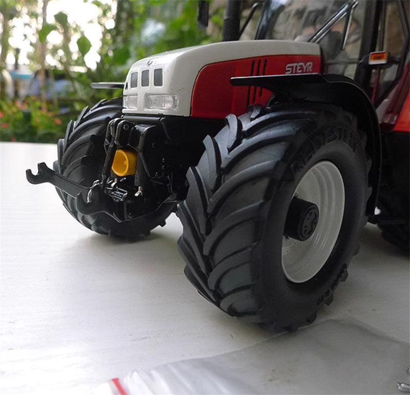 Marge Models Steyr tractor 9145 Red 1:32 Truck Pre-built Model