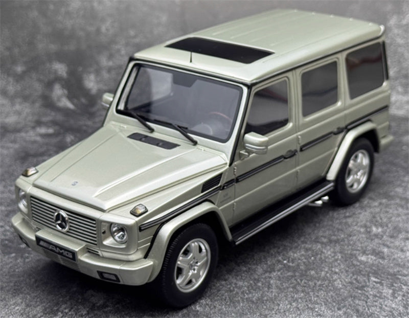 OTTO Mercedes Benz G55 AMG 2003 silver Limited Edition 1:18 Car Pre-built Model view8