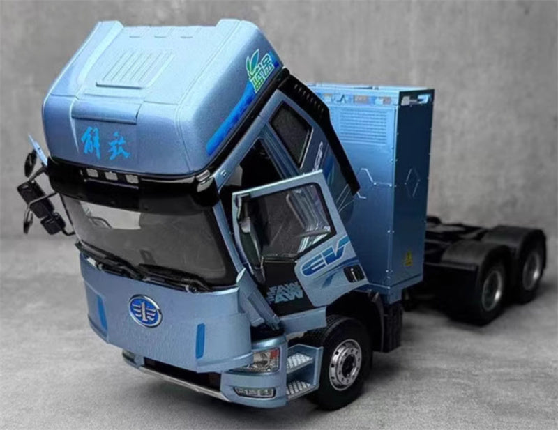 FAW J6 Lantu New Energy Tractor Truck 1:24 Truck Pre-built Model