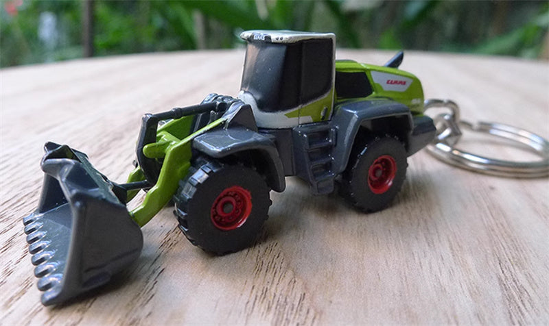 Universal Hobbies Claas Torion 1914 Keychain Green  Keychain Pre-built Model