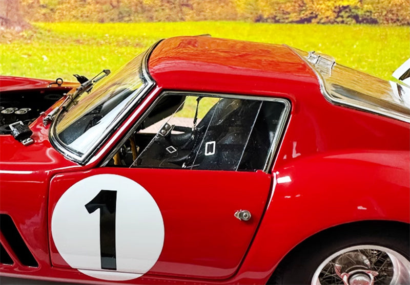 CMC Ferrari 250 GTO Winner 1000km Paris 1962 #3987 (LHD) Montlhery / R. Rodriguez #1 Limited Edition Red 1:18 Car Pre-a Model