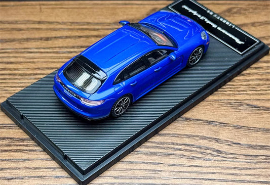 Liberty 64 Porsche Panamera Turbo S Blue w/ Figure and wheels 1:64 Car Pre-built Airliner Model Display view2