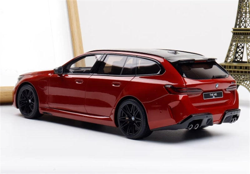 1:18 BMW M5 Touring  Fire Red GT SPIRIT Limited Edition 1400PCS ONLY Resin Model