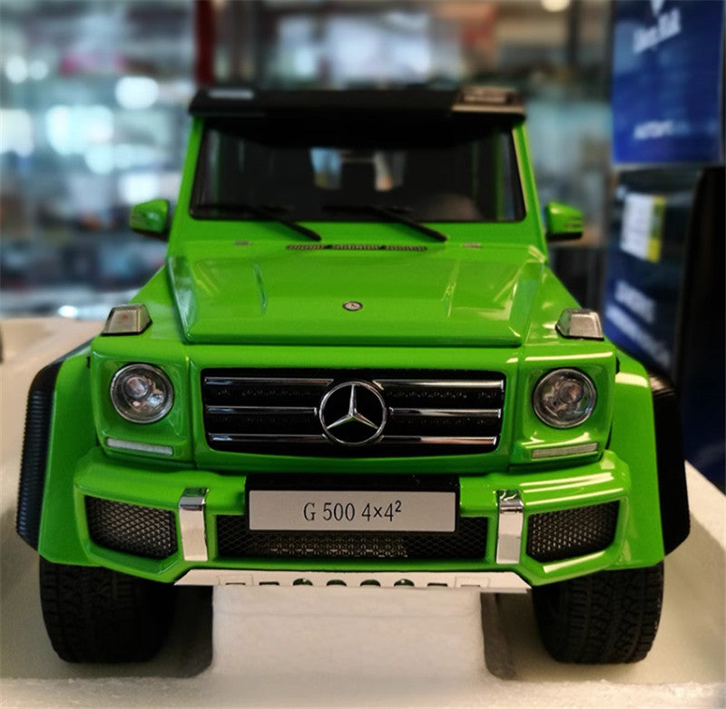 Autoart Mercedes Benz G500 4×4² Green 1/18 DIECAST CAR