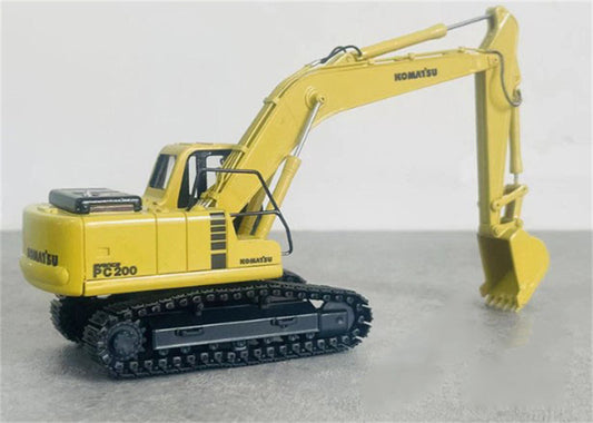 KOMATSU PC200-6 Excavating Machinery 1/50 DIECAST Truck Lorry
