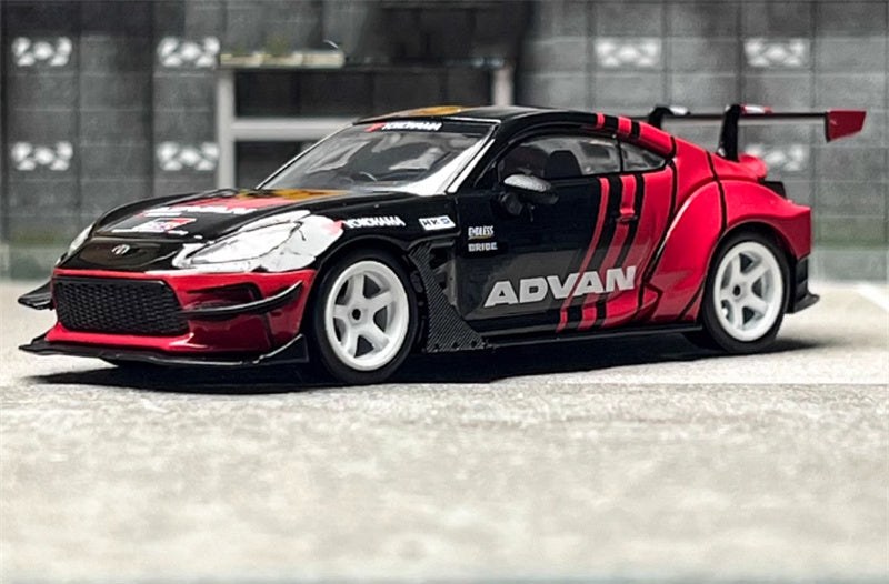 MINIGT Toyota GR86 HKS TYPE R ADVAN Coating 2022 Tokyo Auto Salon red-black 1:64 Car Pre-built Model view1