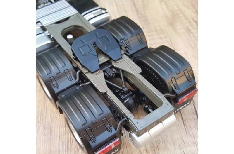 Sinotruk Sitrak G7H tractor Postal customized version Green 1:24 Truck Pre-built Airliner Model Display view8