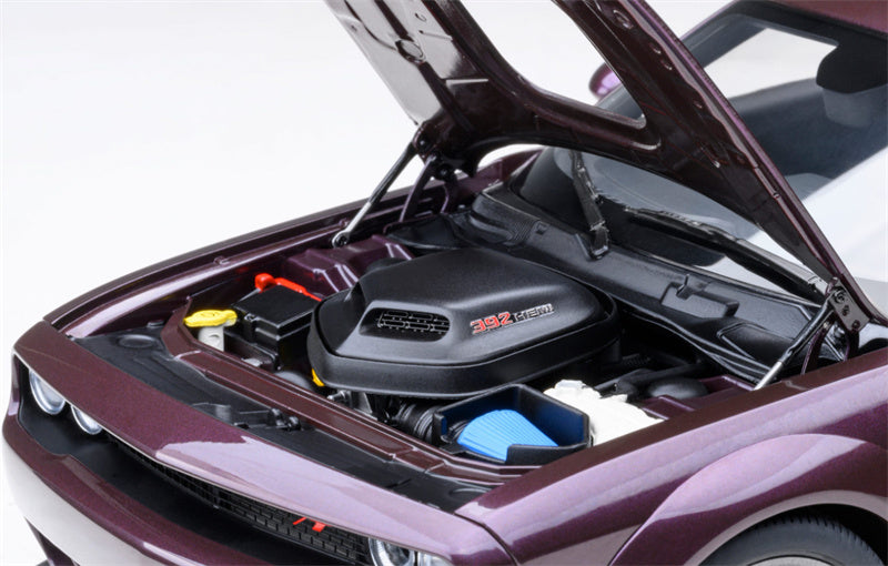 AUTOART Dodge Challenger R/T Scat Pack Widebody 2022 maroon 1:18 Car Pre-built Model view12