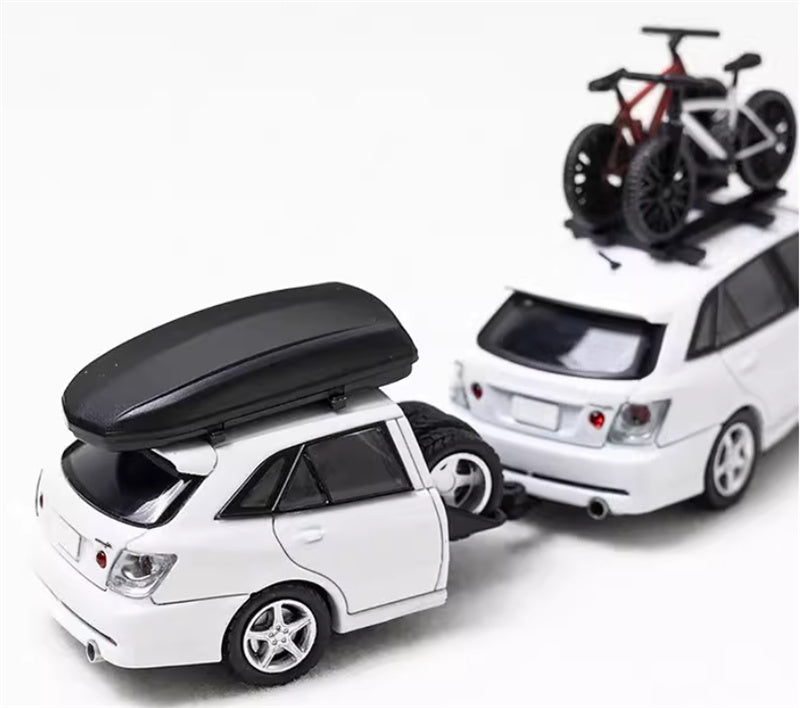Mortal TOYOTA ALTEZZA GITA IS200 Exhibition HEC Limited White - Set Limited Edition 1:64 Car Pre-built Model view5
